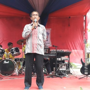 Latihan Musik Siswa-siswi SLB Negeri Rokan Hulu